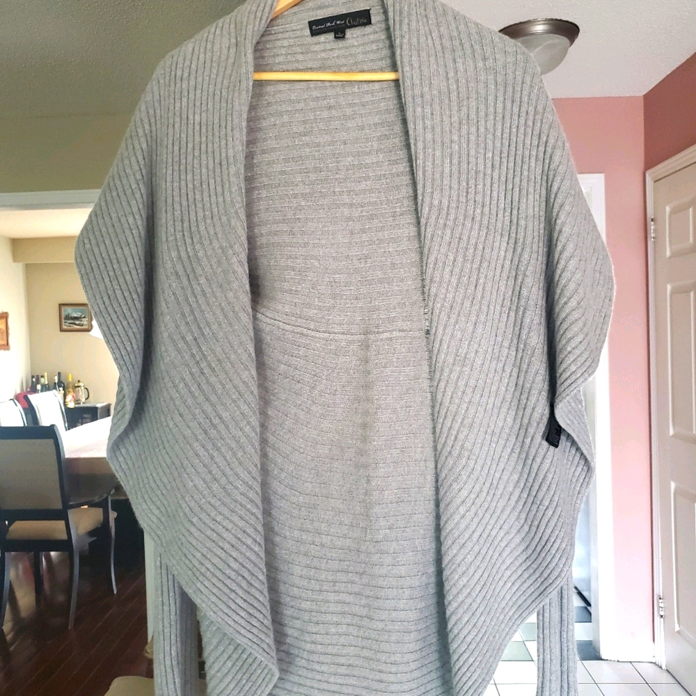 Grey sweater